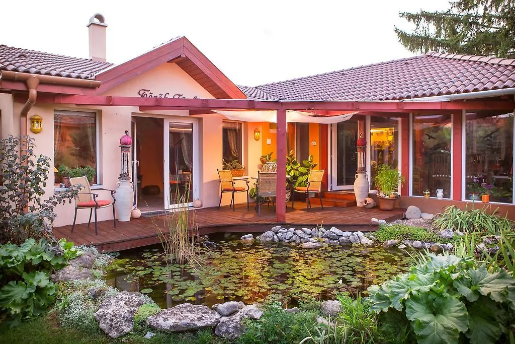 Green Park Villa Эгер 0*,